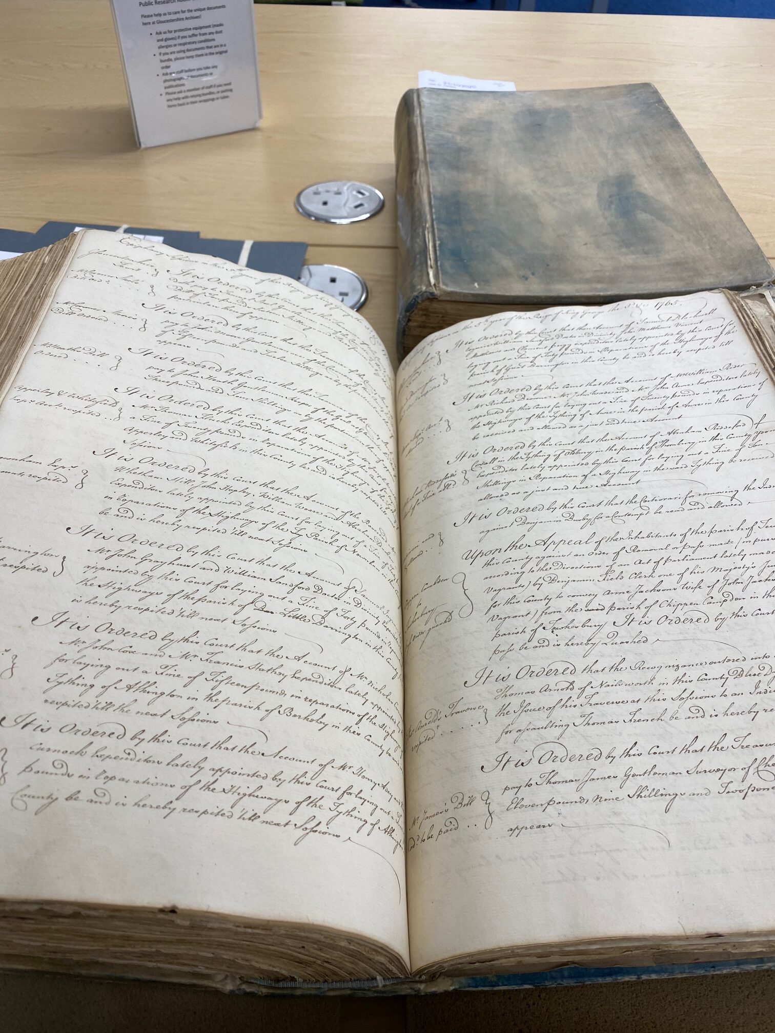 Historical parish records — Roots Genealogy archive research